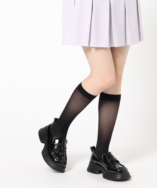 cs T&P（シーエスティーアンドピー）の「◆スクウェアローファーパンプス【厚底/ガーリー系ファッション/シンプルデザイン/csT&P】（パンプス・レディース・アイボリー/ブラック/ブラック系1・M/LL/L/S）」の3枚目の写真