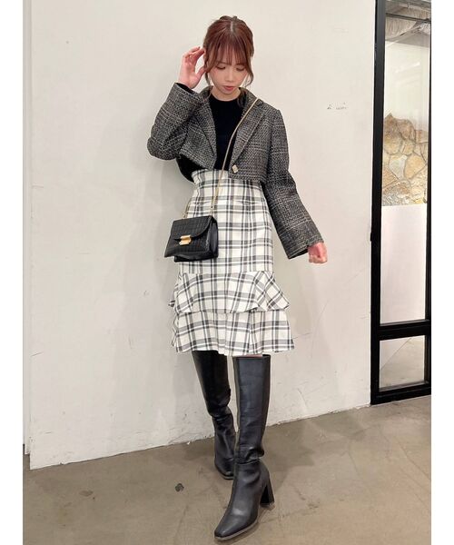 dazzlin（ダズリン）の「コルセットフリルミディスカート（スカート・レディース・オフホワイト/ブラウン・SMALL/MEDIUM）」の12枚目の写真