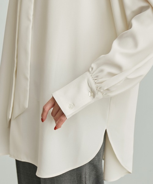 ROPE' PICNIC（ロペピクニック）の「【WEB限定】ミドル丈きれいめブラウス（シャツ/ブラウス・レディース・オフホワイト/ライトグレー/ネイビー・38）」の19枚目の写真