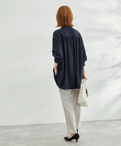 ROPE' PICNIC（ロペピクニック）の「【WEB限定】ミドル丈きれいめブラウス（シャツ/ブラウス・レディース・オフホワイト/ライトグレー/ネイビー・38）」の18枚目の写真