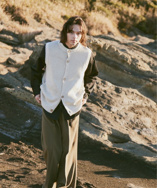 CASPER JOHN(キャスパージョン)の「Nep knit vest/ネップニットベスト(ベスト・メンズ・ブルー/アイボリー・SMALL/MEDIUM/LARGE)」の13枚目の写真