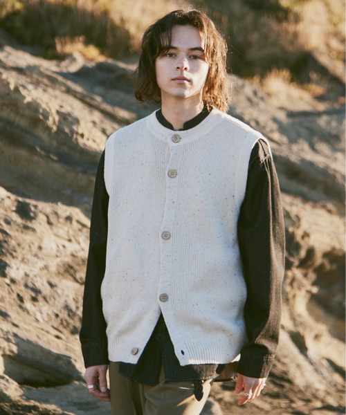 CASPER JOHN(キャスパージョン)の「Nep knit vest/ネップニットベスト(ベスト・メンズ・ブルー/アイボリー・SMALL/MEDIUM/LARGE)」の3枚目の写真