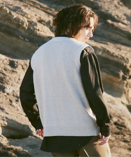 CASPER JOHN(キャスパージョン)の「Nep knit vest/ネップニットベスト(ベスト・メンズ・ブルー/アイボリー・SMALL/MEDIUM/LARGE)」の7枚目の写真