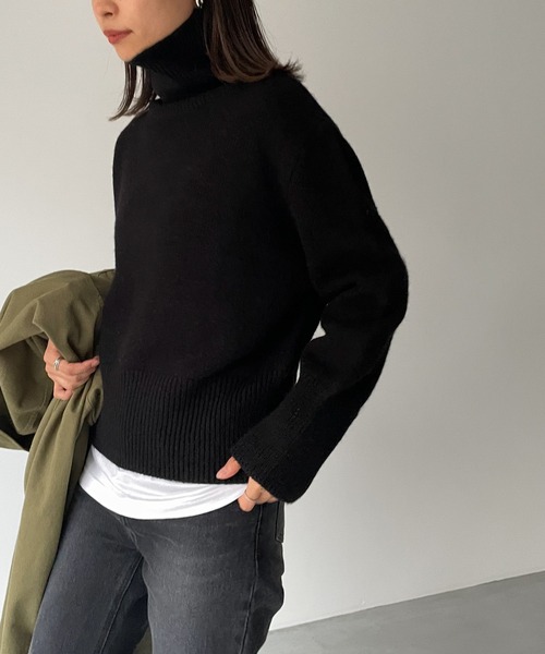 CANAL JEAN(キャナルジーン)の「El mar ボリュームスリーブハイネックニット(ニット/セーター・レディース・アイボリー/ブラック・ONE SIZE)」の6枚目の写真