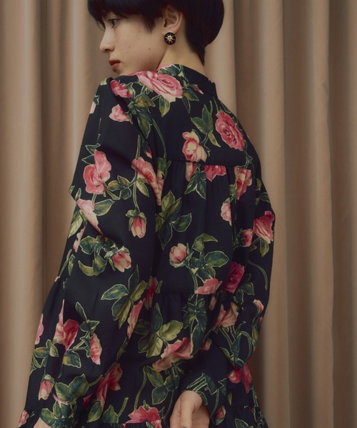 manana suerte（マニャーナスエルテ）の「オリジナルプリントティアードワンピース（ワンピース・レディース・オフホワイト/ブラック・FREE）」の22枚目の写真