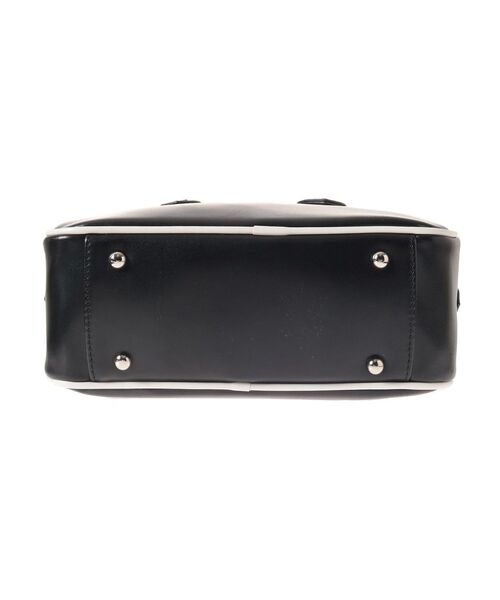 GYDA（ジェイダ）の「Symmetry GYDAパイピングバッグ（ハンドバッグ・レディース・オフホワイト/ブラック・FREE）」の4枚目の写真