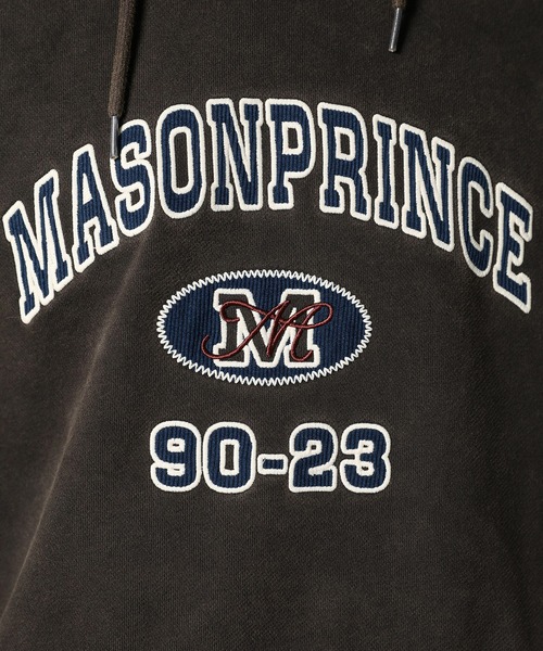MASONPRINCE(メイソンプリンス)の「オーバーサイズ カレッジ風ロゴ ヴィンテージ加工パーカー WY6185【MASONPRINCE】(パーカー・メンズ・ベージュ/ダークグレー・L/M/S)」の17枚目の写真