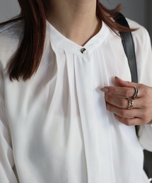 ap retro | スキッパーボタンブラウス ノーカラーブラウス　２WAYブラウス(シャツ/ブラウス)
