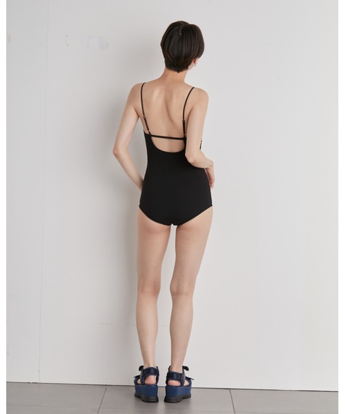 emmi(エミ)の「【emmi yoga】フレアワンピーススウィムウエア(水着・レディース・オリーブ/ブラック・0/1)」の15枚目の写真