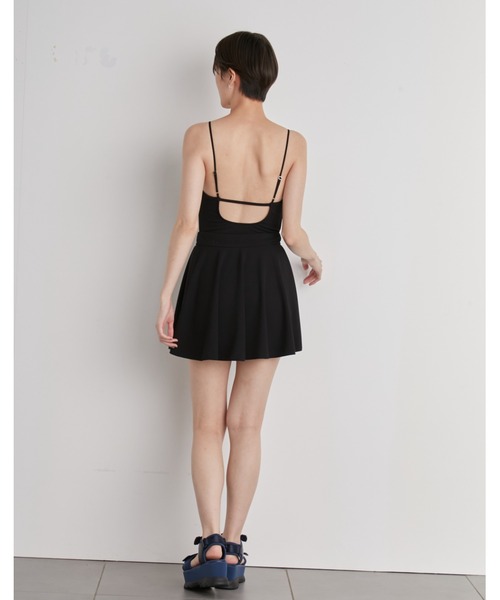 emmi(エミ)の「【emmi yoga】フレアワンピーススウィムウエア(水着・レディース・オリーブ/ブラック・0/1)」の12枚目の写真