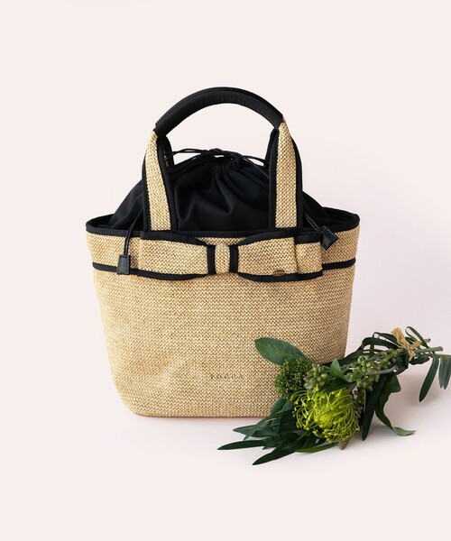 TOCCA(トッカ)の「RIBBON BASKET かごバッグ(かごバッグ・レディース・ブラック系/ベージュ系・F)」の5枚目の写真