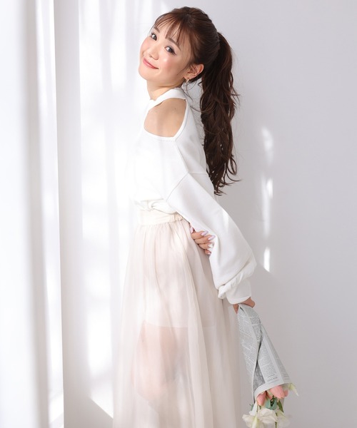 one after another NICE CLAUP(ワンアフターアナザーナイスクラップ)の「肩開きハイネックニット 2023SS(ニット/セーター・レディース・グレー/オフホワイト/ブラック/ベージュ・FREE)」の21枚目の写真