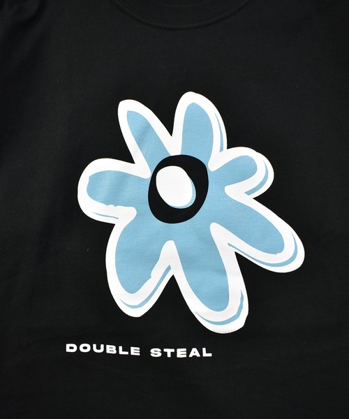 DOUBLE STEAL(ダブルスティール)の「BIGフラワー ヘビーウェイトTシャツ(Tシャツ/カットソー・メンズ・ホワイト/ブラック/ブルー・MEDIUM/XX-LARGE/X-LARGE/LARGE)」の4枚目の写真