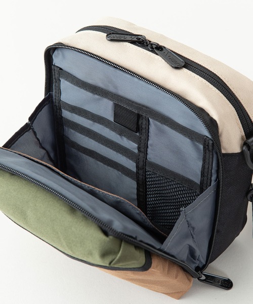 GERRY(ジェリー)の「【GERRY/ジェリー】REPREVE 撥水加工 スクエアショルダーバッグ(ショルダーバッグ・メンズ・イエロー/ベージュ/ブラウン/ピンク/グリーン/ライトグリーン/チャコールグレー/ブラック・FREE)」の22枚目の写真