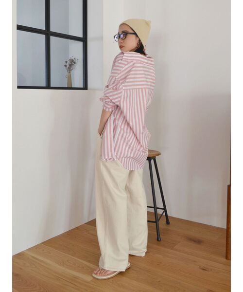 Ungrid（アングリッド）の「ワイドピッチストライプシャツ（シャツ/ブラウス・レディース・ピンク/ブルー/パープル・FREE）」の14枚目の写真