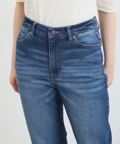 Honeys（ハニーズ）の「デニムテーパード（股下６６ｃｍ）（デニムパンツ・レディース・ワンウォッシュ/ライトインディゴブルー・S/M/L/LL）」の20枚目の写真