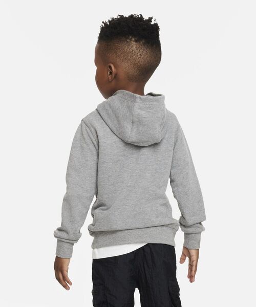 NIKE(ナイキ)の「ナイキ クラブ フレンチ テリー プルオーバー ベビーパーカー / Nike Club French Terry Pullover Toddler Hoodie<90-100cm 展開>(パーカー・キッズ・ブラック/ヘザーグレー・90/95/100)」の11枚目の写真