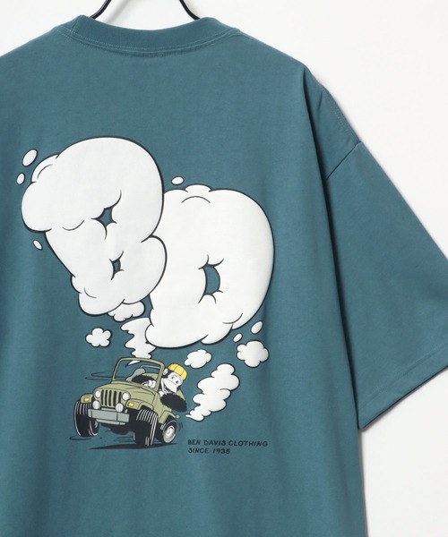 BEN DAVIS(ベンデイビス)の「BEN DAVIS/ベンデイビス SMOKING JEEP TEE/オーバーサイズ ゴリラ ワンポイント ロゴ バックプリント 半袖Tシャツ(Tシャツ/カットソー・メンズ・スモークピンク/セージグリーン/チャコール/ホワイト・M/L/XL)」の1枚目の写真