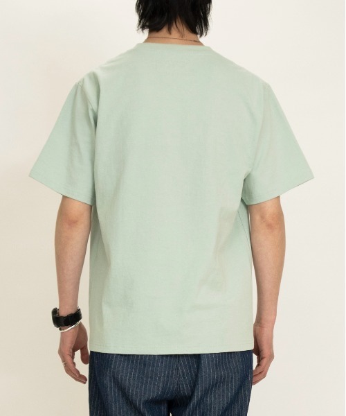 UNIVERSAL OVERALL（ユニバーサルオーバーオール）の「ユニバーサルオーバーオール ロゴTシャツ / プリントTシャツ / CENTER LOGO TEE（Tシャツ/カットソー・メンズ・オートミール/ライトグリーン/ブラック/ホワイト/ミント・XL/L/M/S）」の11枚目の写真