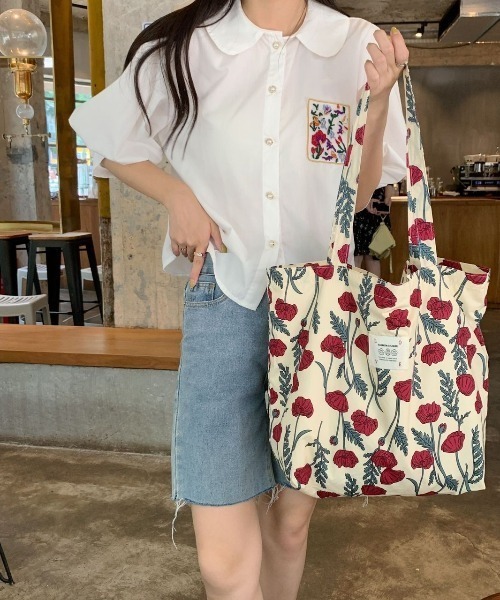 wears（ウェアーズ）の「【A4収納可】花柄総柄トートバッグ（トート