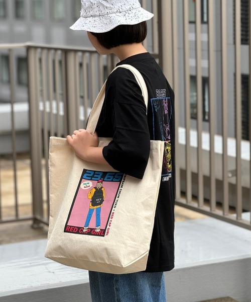 23.65(イーシプサムチョンユクオ)の「23.65/イーシプサムチョンユクオ 23.65×RED CAP GIRL キャンバストート(トートバッグ・メンズ・アイボリー/C/D/B/A・FREE)」の21枚目の写真