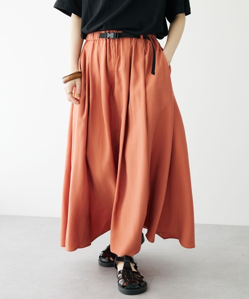 CRAFT STANDARD BOUTIQUE（クラフトスタンダードブティック）の「アジャストベルトスカート（スカート・レディース・ネイビー/オレンジ/グリーン/グレイッシュベージュ・FREE）」の4枚目の写真