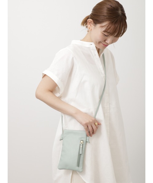 Lugnoncure(ルノンキュール)の「スマホミニショルダー(ハンドバッグ・レディース・オフホワイト/ミント/ブラック・F)」の3枚目の写真