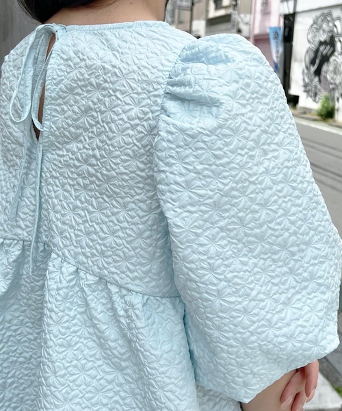 Lamoa(ラモア)の「【Lamoa】/エンボスティアードミニワンピース(ワンピース・レディース・オフホワイト/ブラック/サックスブルー・MEDIUM)」の12枚目の写真