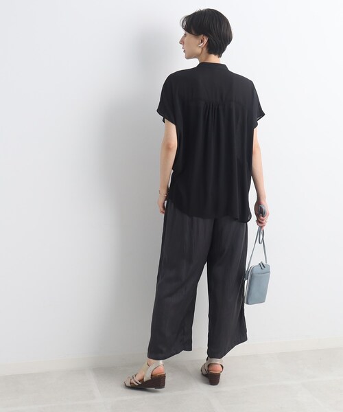 Cutie Blonde(キューティーブロンド)の「◆【ヘルシーなシアー感】前開きバンドカラーシャツ(シャツ/ブラウス・レディース・ホワイト系/ブラック/黄緑系・01/02/03)」の12枚目の写真