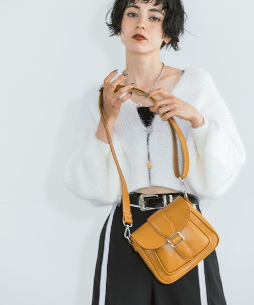 PAGEBOY（ページボーイ）の「レトロバックルショルダー（ショルダーバッグ・レディース・ブラック/イエロー/オフホワイト・FREE）」の13枚目の写真