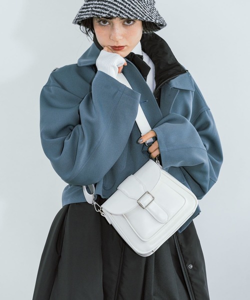 PAGEBOY（ページボーイ）の「レトロバックルショルダー（ショルダーバッグ・レディース・ブラック/イエロー/オフホワイト・FREE）」の5枚目の写真