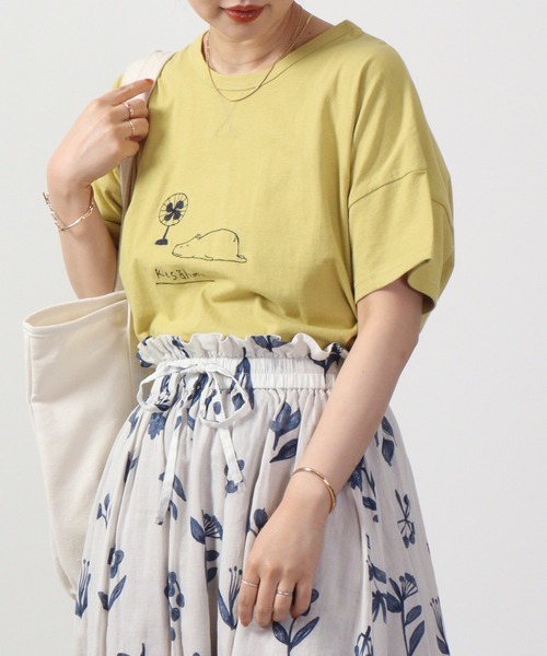 Emago(イマゴ)の「EMAGO 夏休みのカバドルマンT 半袖(Tシャツ/カットソー・レディース・ブラック/ホワイト/イエロー・FREE)」の1枚目の写真