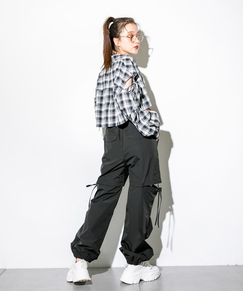 OLIVE des OLIVE（オリーブデオリーブ）の「サイドオープンカーゴパンツ　1032020010（カーゴパンツ・レディース・ブラック/ピンク/オフホワイト/ラベンダー・FREE）」の20枚目の写真