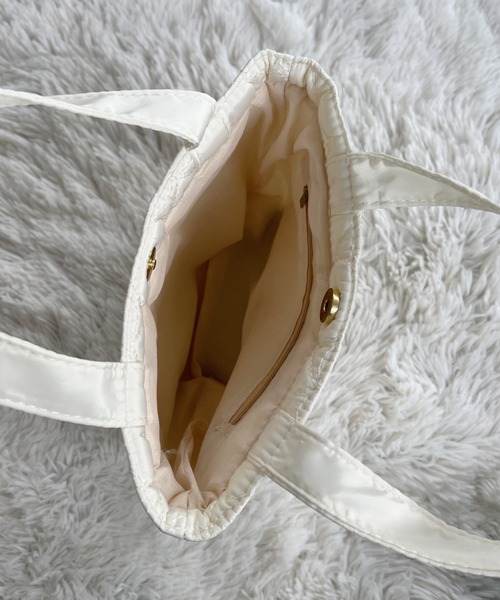 Loueme（ルエム）の「ハートキルティングミニトートバッグ（トートバッグ・レディース・アイボリー/ブラック/ピンク・FREE）」の22枚目の写真