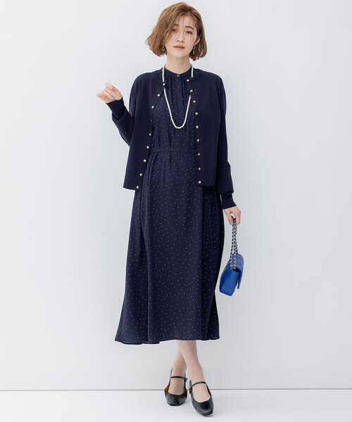 23区(ニジュウサンク)の「【アンサンブル対応】ヴィスコースストレッチ カーディガン(カーディガン/ボレロ・レディース・レッド系/ベージュ系/ネイビー系/ダークグリーン系/ブラック系・32)」の15枚目の写真