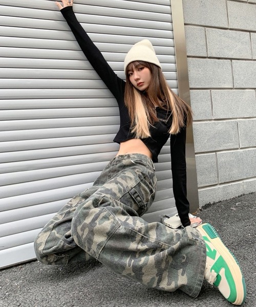 meJane（ミージェーン）の「迷彩ワイドカーゴパンツ（カーゴパンツ・レディース・カーキ・S/M/L）」の6枚目の写真