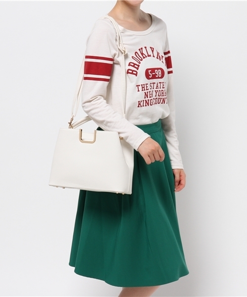 Every very nice claup（エブリィベリーナイスクラップ）の「【Every very nice claup】　ケイト２ＷＡＹショルダー（ショルダーバッグ・レディース・ホワイト/ピンク/ブラック・FREE）」の5枚目の写真