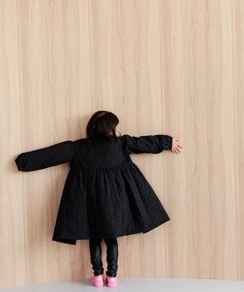 LOWRYS FARM（ローリーズファーム）の「キルティングワンピコート　903918（その他アウター・キッズ・カーキ/ブラック・110cm/120cm/130cm/140cm/150cm）」の6枚目の写真