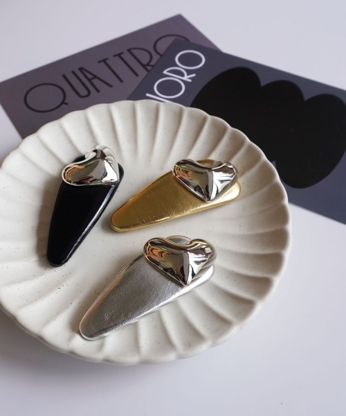 BARELY BLUE（ベアリーブルー）の「【 BARELY BLUE / ベアリーブルー 】 メタリック ハート ヘアピン（ヘアピン・レディース・ゴールド/ブラック/シルバー・FREE）」の6枚目の写真