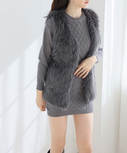 Ulysses（ユリシス）の「フェイクファーベスト（ベスト・レディース・チャコールグレー/ブラウン・F）」の4枚目の写真