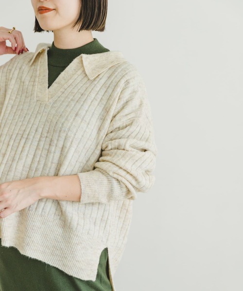 ITEMS URBANRESEARCH（アイテムズ アーバンリサーチ）の「スキッパーニットプルオーバー（ニット/セーター・レディース・ブルー/イエロー/アイボリー・FREE）」の2枚目の写真