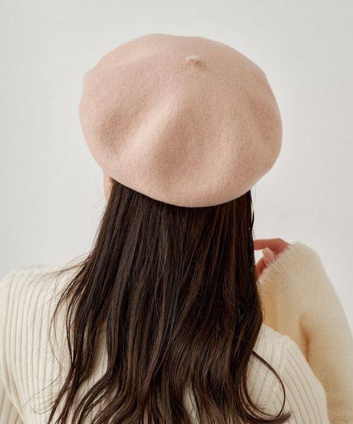 Chico(チコ)の「ピンバッチ付ベレー帽(ハンチング/ベレー帽・レディース・ブラック/グレイッシュベージュ/アイボリー・FREE)」の8枚目の写真