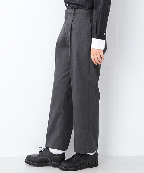 BEAMS BOY（ビームスボーイ）の「BEAMS BOY / ギャバ ワイド スラックス（スラックス・レディース・グレー/ネイビー・0/1）」の12枚目の写真