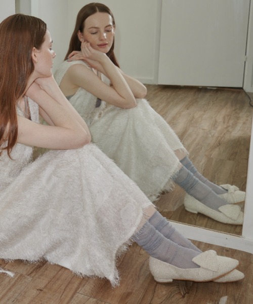 idem（イデム）の「tweed ribbon pumps/リボンパンプス（パンプス・レディース・ブラック/アイボリー/グレー・L/M/S）」の4枚目の写真