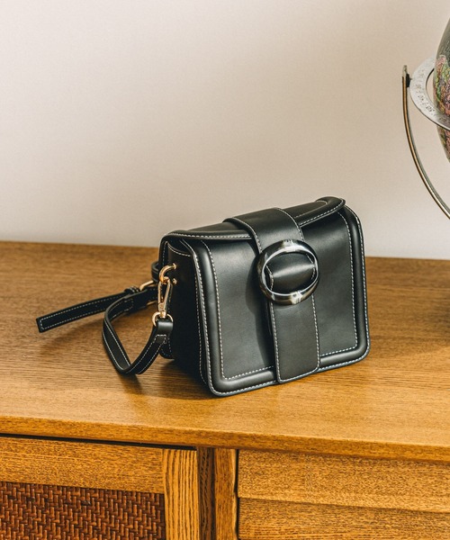 Andemiu（アンデミュウ）の「ベッコウカナグミニバッグ994456（ショルダーバッグ・レディース・ブラウン/イエロー/ピンク/ブラック・FREE）」の5枚目の写真