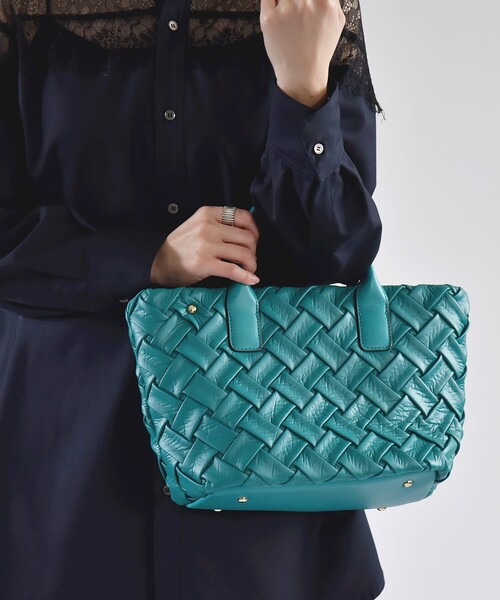 【ZARA】編み込みショルダーバッグ エクリュ | 3175/520/002 編み込みショルダーバッグ - エクリュ | ZARA Japan / 日本
