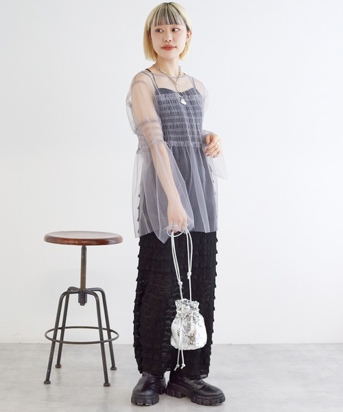 w closet（ダブルクローゼット）の「フリルタイトロングスカート
