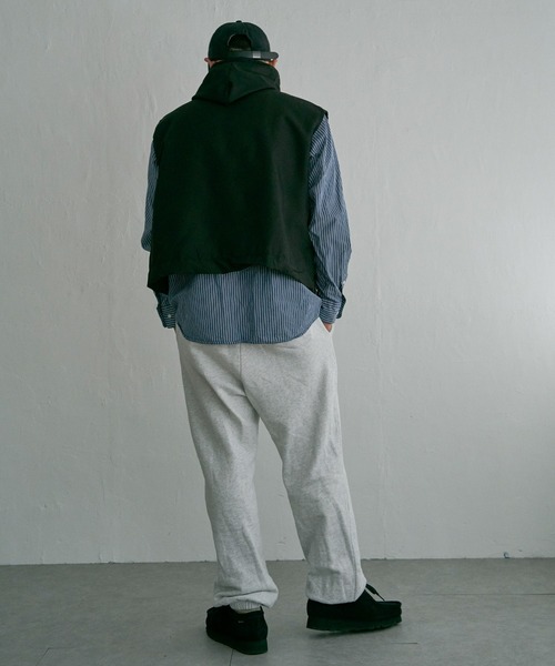 NO NEED（ノーニード）の「ショート丈フード付きミリタリーベスト