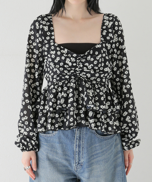 U by SPICK&SPAN（ユーバイスピックアンドスパン）の「フラワープリントフリルブラウス（シャツ/ブラウス・レディース・ブラック/その他3・FREE）」の15枚目の写真