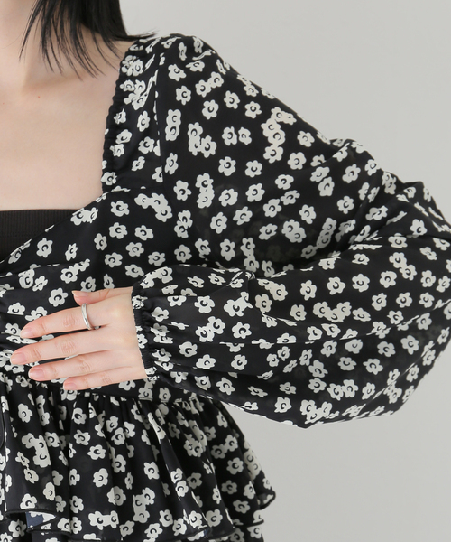 U by SPICK&SPAN（ユーバイスピックアンドスパン）の「フラワープリントフリルブラウス（シャツ/ブラウス・レディース・ブラック/その他3・FREE）」の9枚目の写真